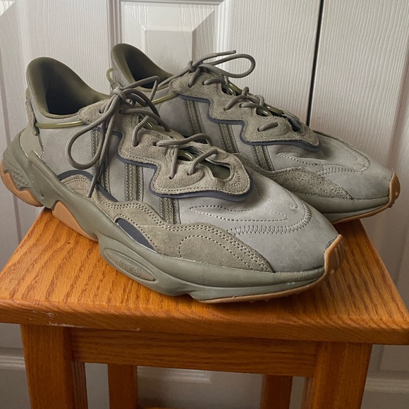 adidas Ozweego Green Retro Athletic Shoes SZ 13 - Picture 1 of 11